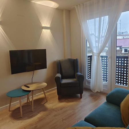 Apartamentos Picasso Alcalá de Henares Zewnętrze zdjęcie