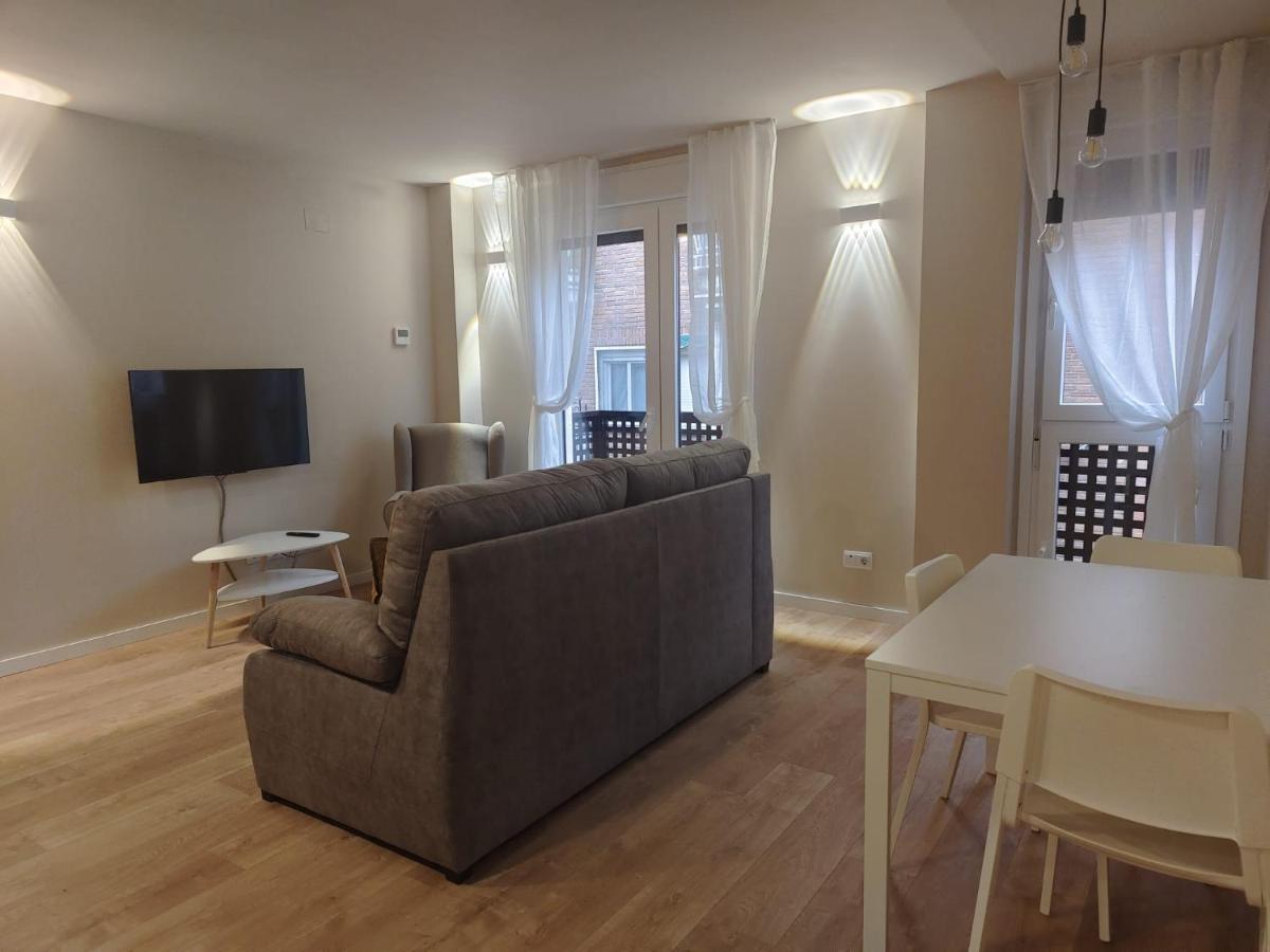 Apartamentos Picasso Alcalá de Henares Zewnętrze zdjęcie